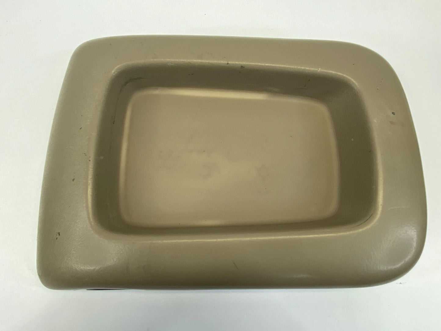 2003-2006 CHEVROLET TAHOE CENTER CONSOLE ARMREST LID COMPARTMENT OEM