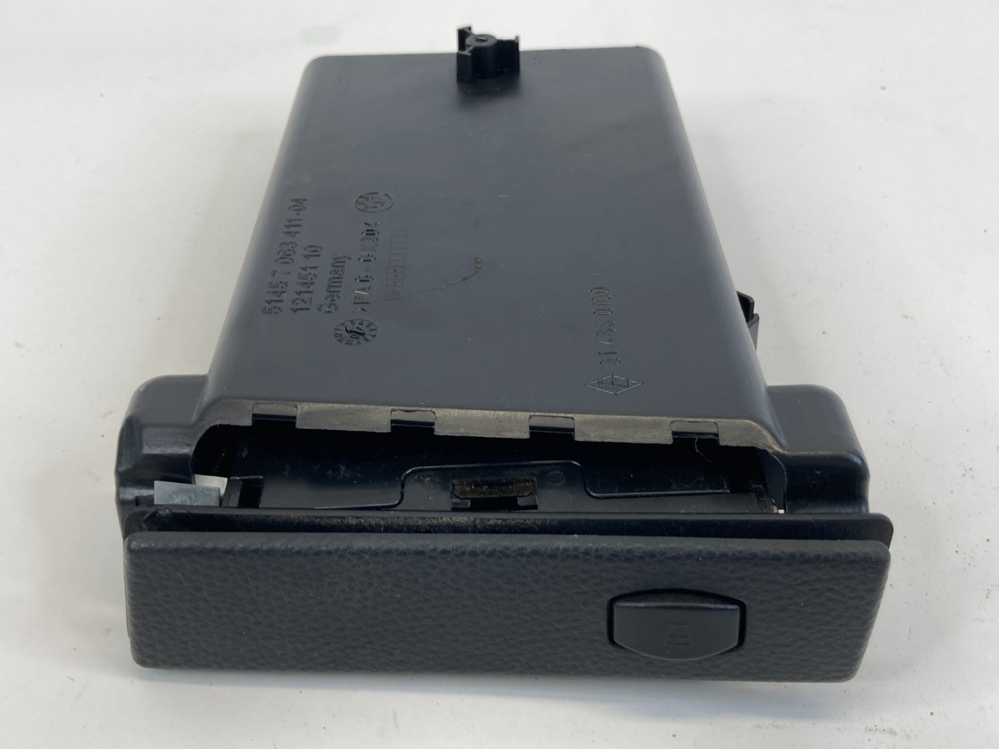 2004-2007 BMW 525i 530i Dash Right Passenger Insert Cup Holder Cupholder 7063411