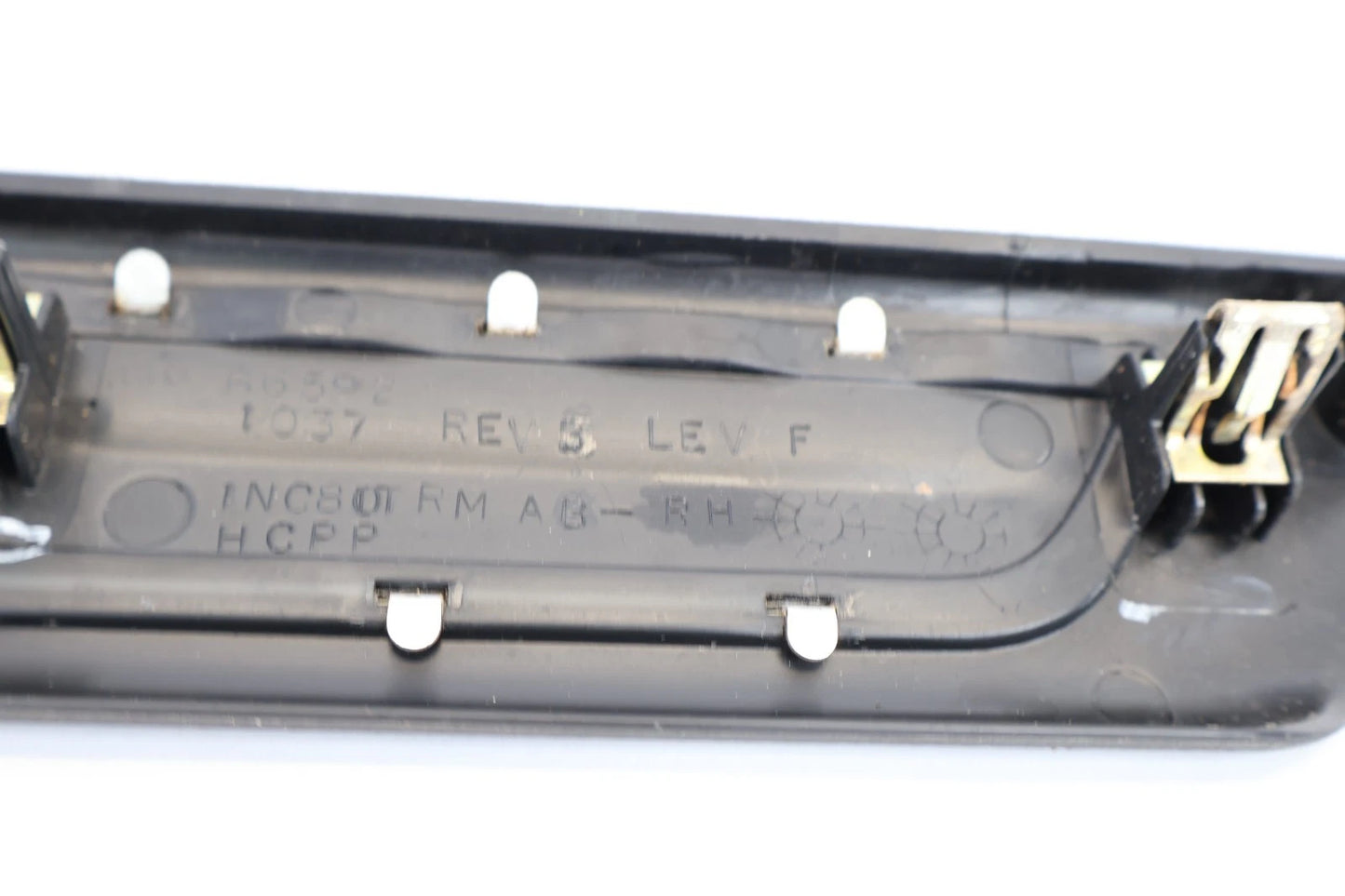 2011-2021 GRAND CHEROKEE FRONT RIGHT DOOR SILL SCUFF PLATE MOLDING OEM INC80DX9A