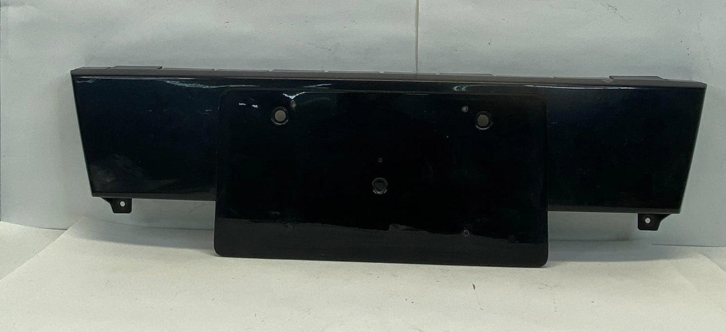 08-12 AUDI A5 QUATTRO FRONT BUMPER LICENSE PLATE BRACKET HOLDER OEM 8K0807285