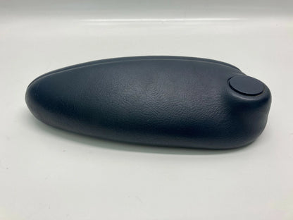 2003 CHRYSLER TOWN & COUNTRY DODGE CARAVAN FRONT PASSENGER SEAT ARMREST 80002 RH