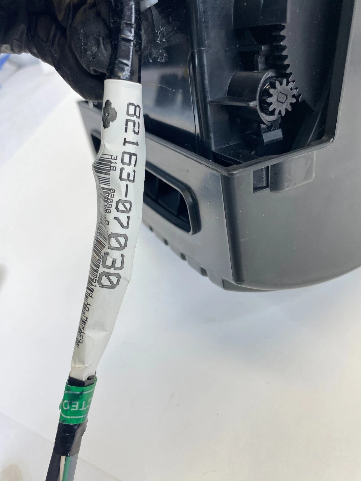 2008-2012 Toyota Avalon Center Console Compartment Storage Box 58805-07010 OEM