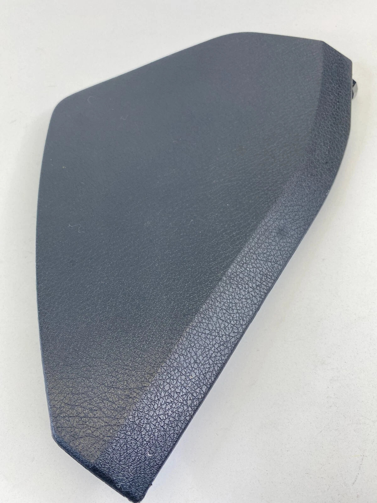 2003-2009 MERCEDES-BENZ E320 BLACK RIGHT PASSENGER DASH BEZEL END CAP 2116800478