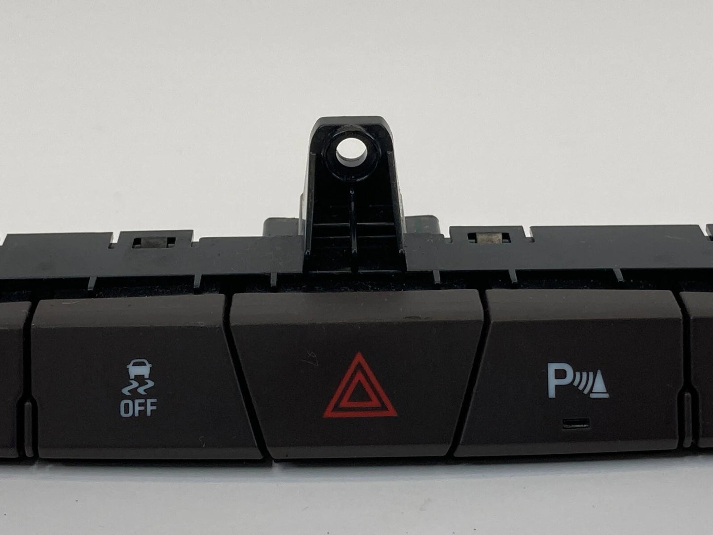 2015-2017 BUICK REGAL TRACTION PARK ASSIST & HAZARD CONTROL SWITCH 23177693 OEM