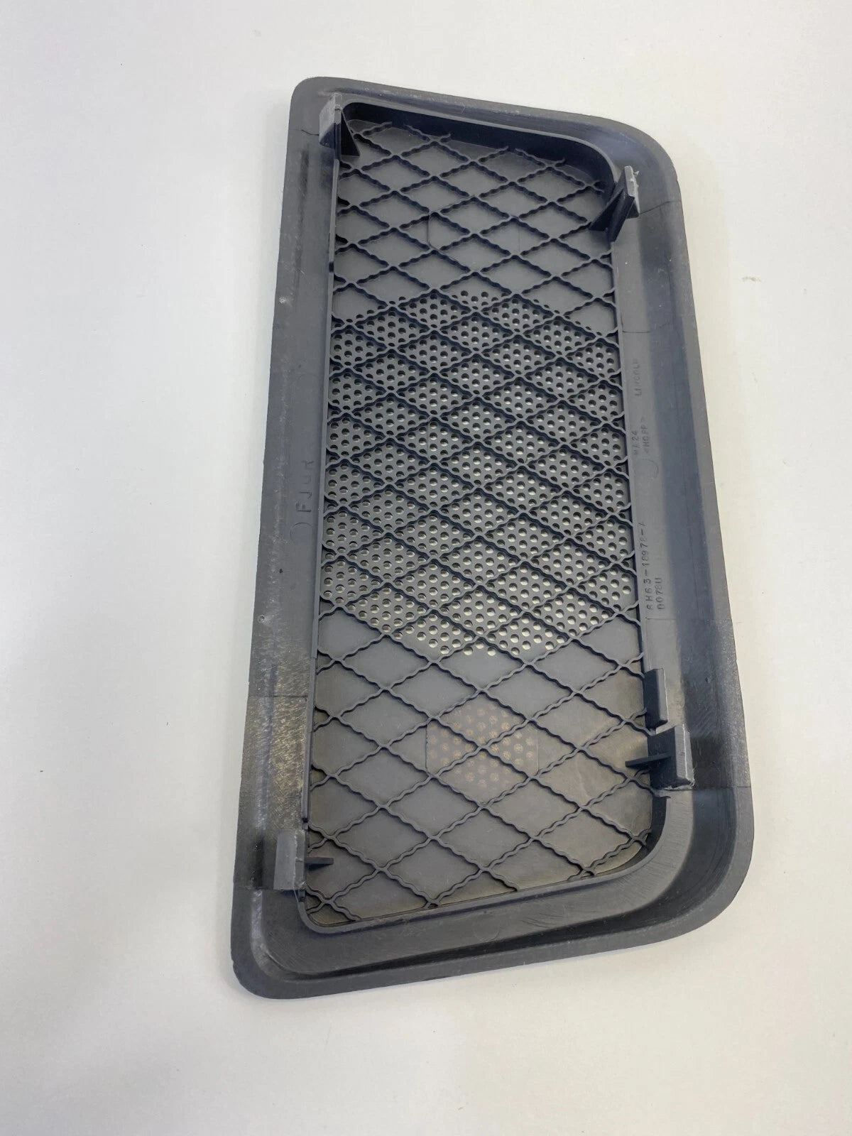 2010 2011 FORD FUSION REAR CENTER SPEAKER COVER GRILLE TRIM 6H63-18978-A OEM