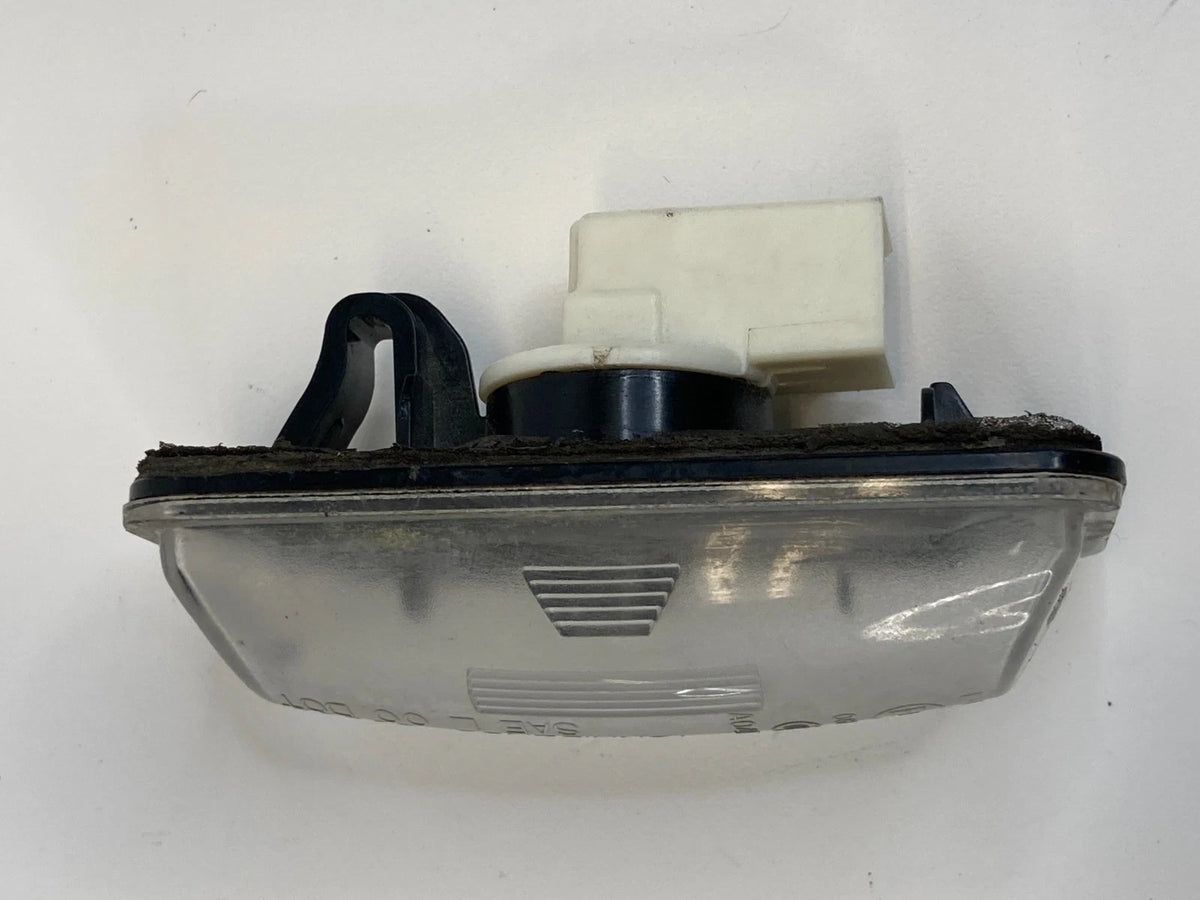 10-17 SUBARU LEGACY SEDAN REAR TRUNK LICENSE PLATE LIGHT LAMP E130677 OEM