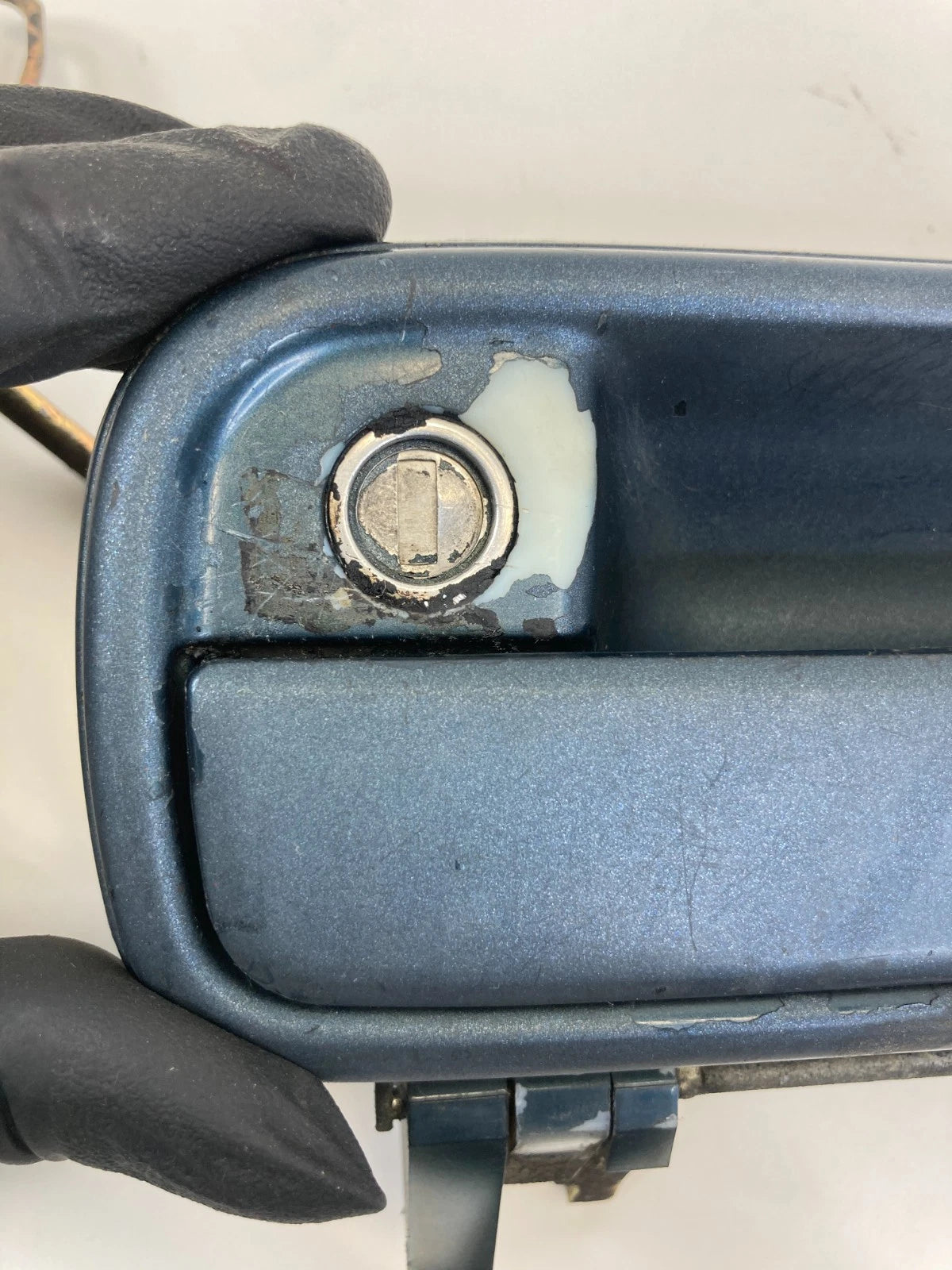 98 99 00 01 02 TOYOTA 4RUNNER FRONT LEFT DRIVER SIDE EXTERIOR DOOR HANDLE OEM