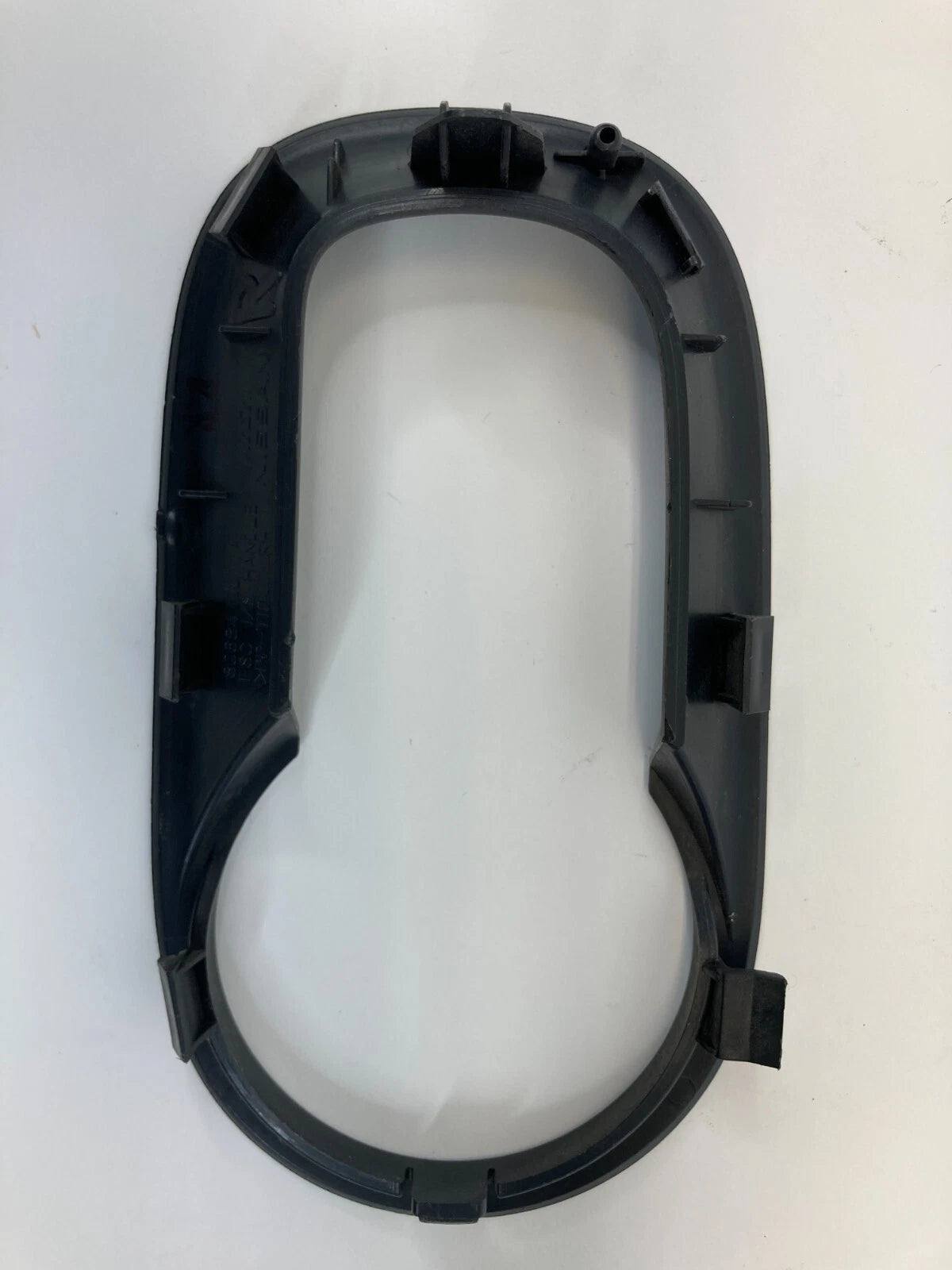 07-11 NISSAN VERSA REAR RIGHT DOOR INTERIOR HANDLE TRIM BEZEL 80684-EL11A OEM