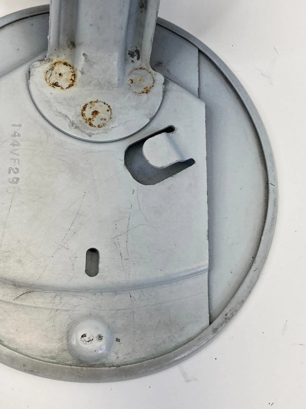 09 10 11 12 13 14 15 16 17 Chevrolet Traverse Fuel Filler Gas Door Lid OEM