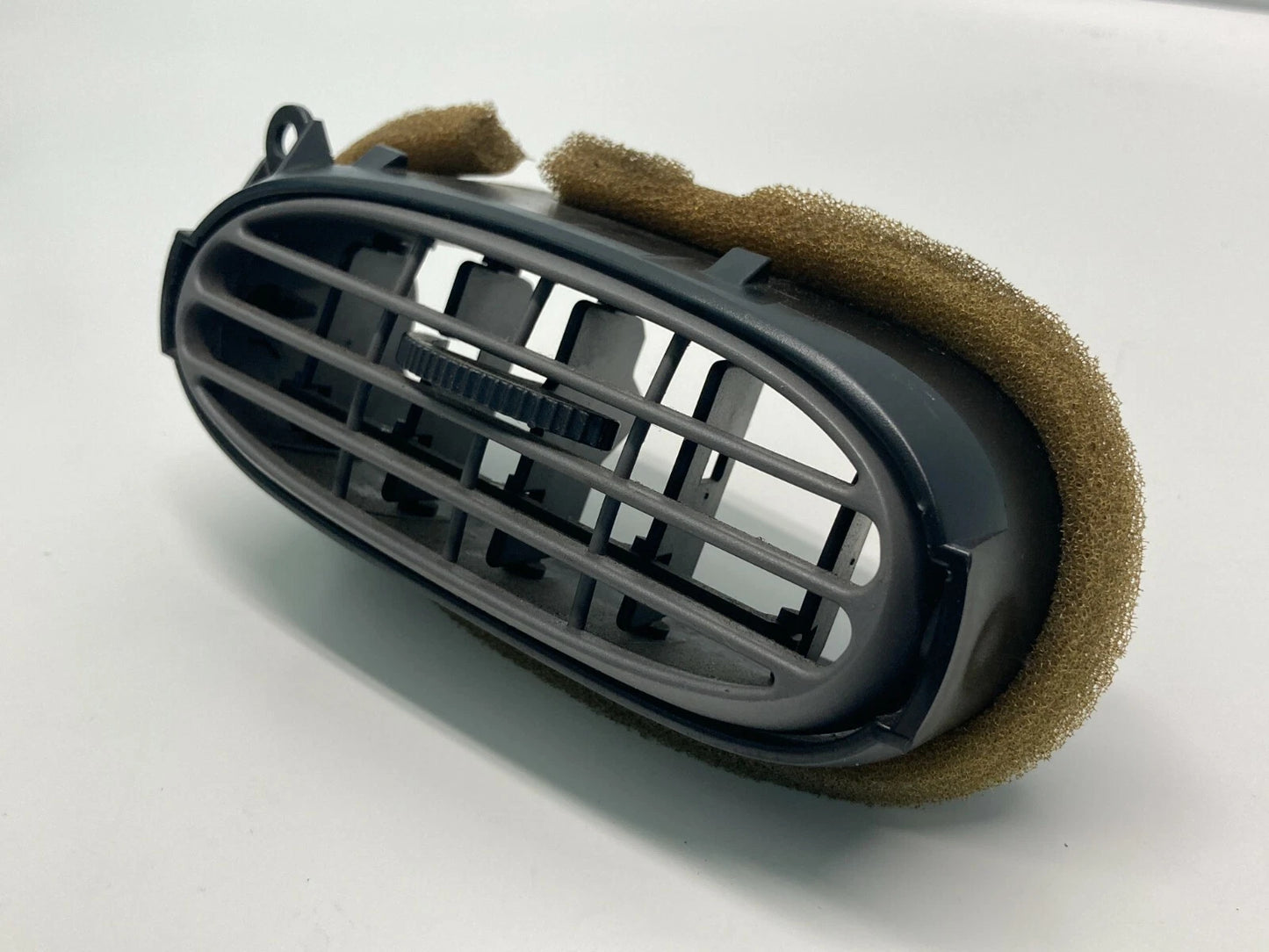 1998-2003 FORD ESCORT DASH RIGHT PASSENGER SIDE A/C AC AIR VENT GRILLE OUTLET
