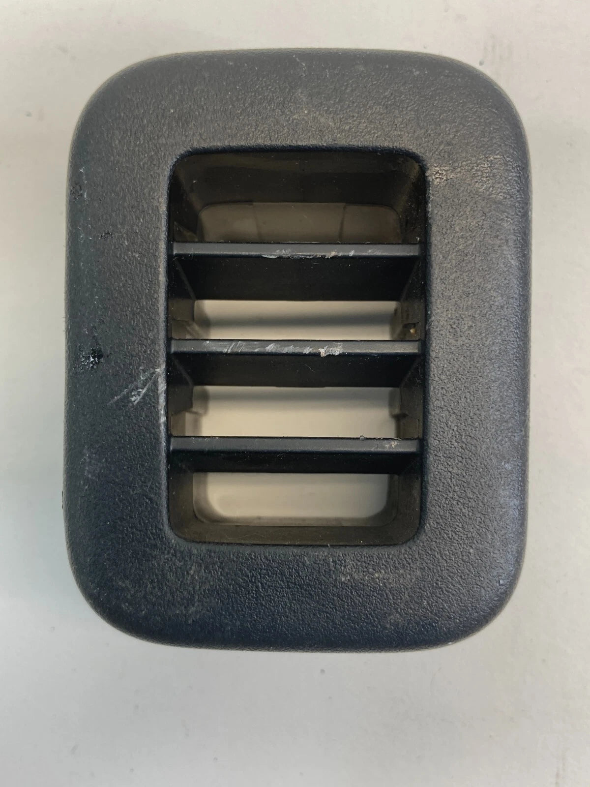 2009-2012 CHEVY TRAVERSE LOWER CENTER CONSOLE AC AIR VENT DUCT GRILL OUTLET OEM