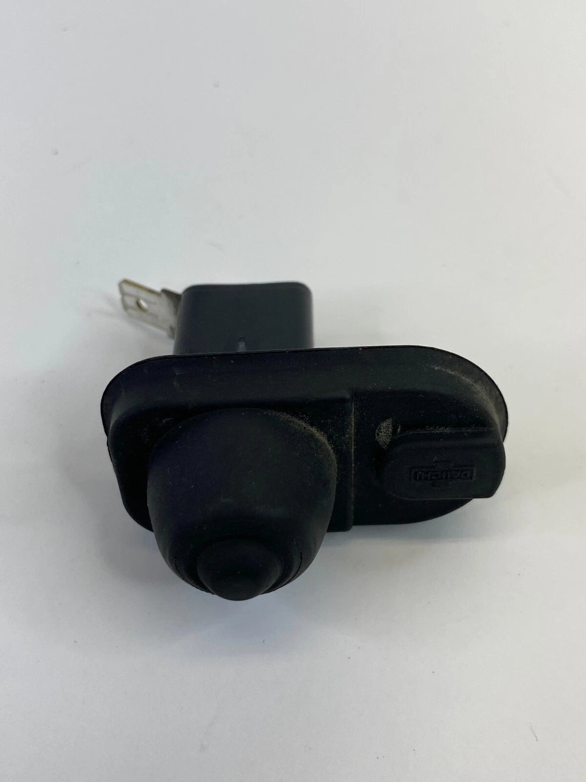 1994-2000 HONDA ACCORD COUPE RH PASSENGER DOOR JAMB AJAR LIGHT SENSOR SWITCH OEM