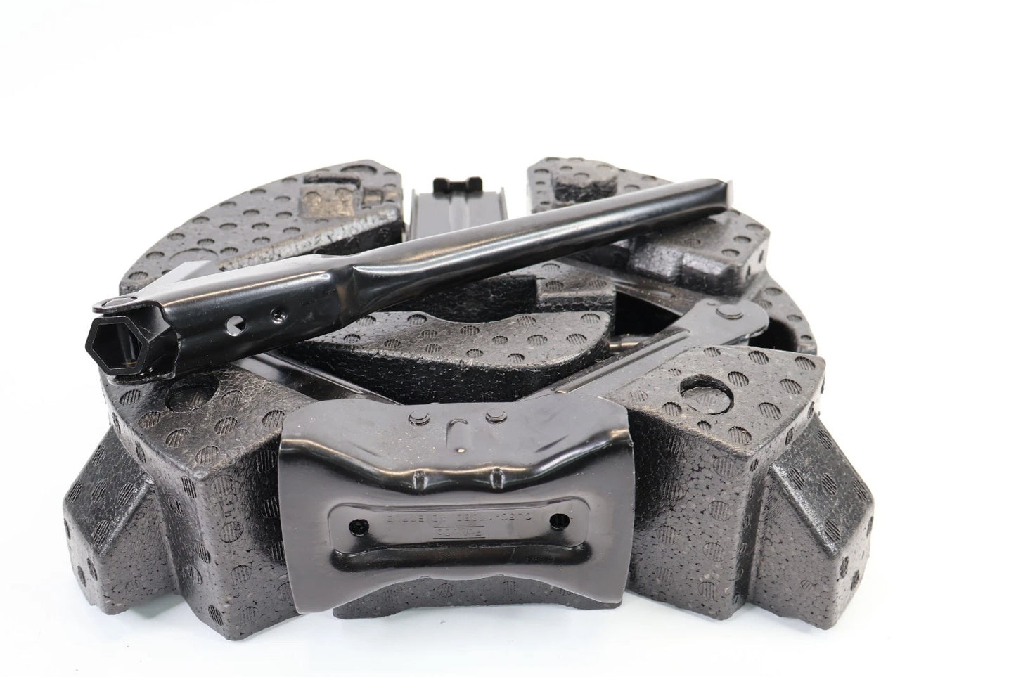 2013-2019 FORD ESCAPE SPARE TIRE JACK TOOL KIT W/ LUG WRENCH & FOAM INSERT OEM