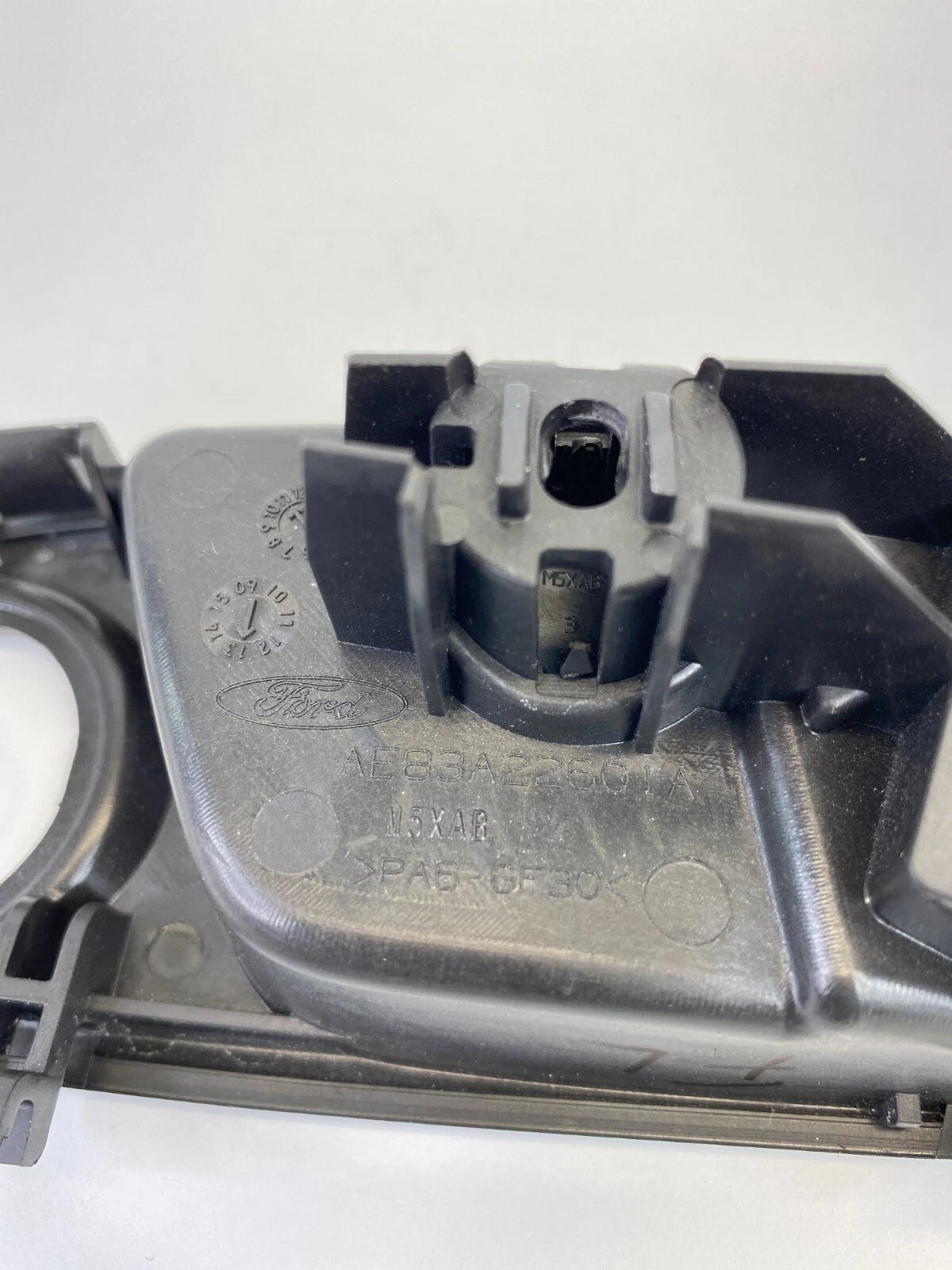 2014-2019 FORD FIESTA FRONT LEFT DRIVER INSIDE DOOR HANDLE BEZEL OEM AE83A22601