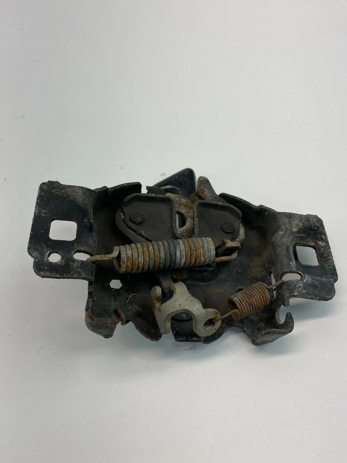 07-14 FORD EDGE 10-19 FLEX 06-09 FUSION HOOD LOCK LATCH 6E5A-16700-D927V