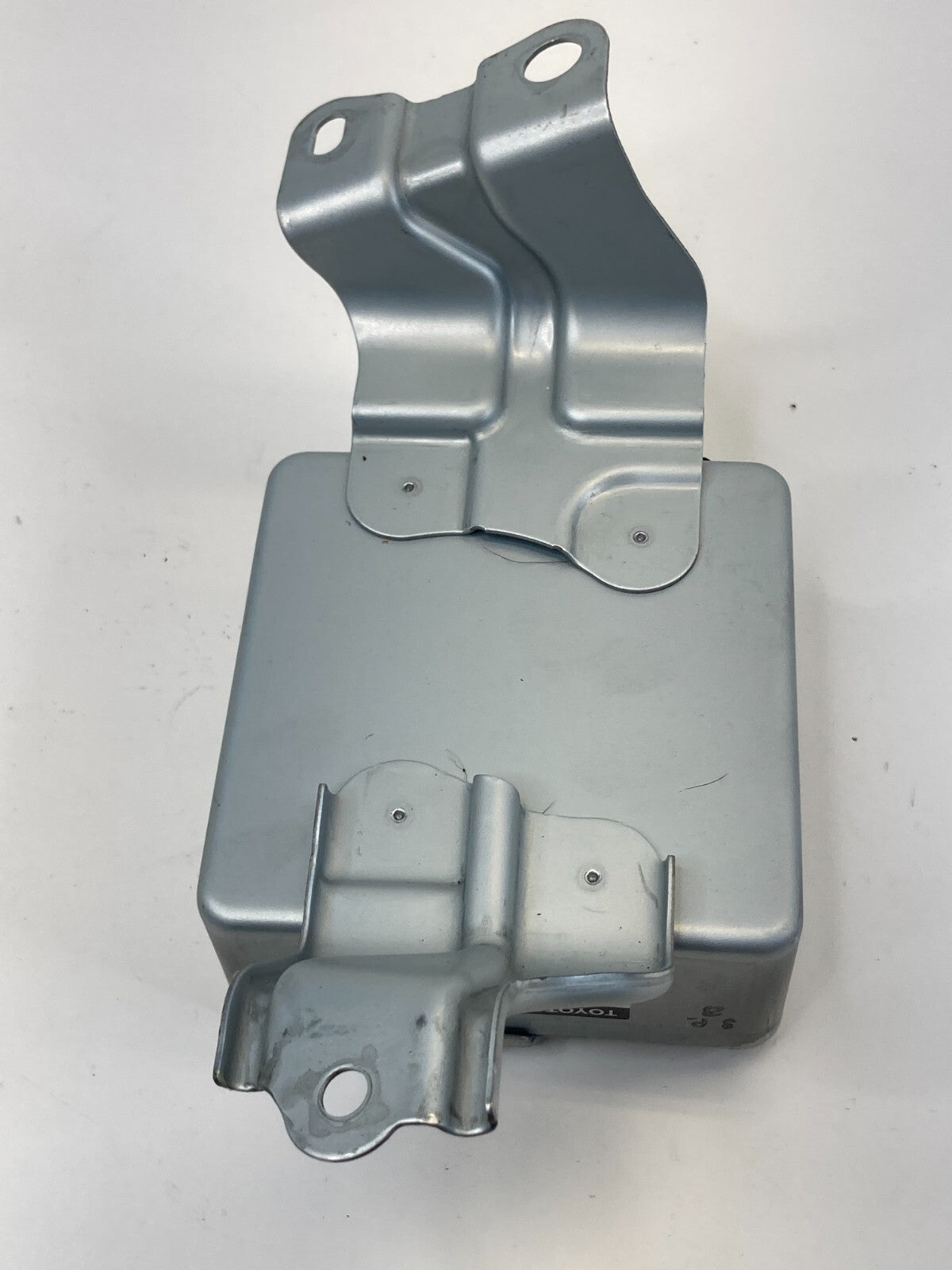 2012 2013 Toyota Prius 1.8L L4 AT Power Steering Control Module 89650-47510 OEM