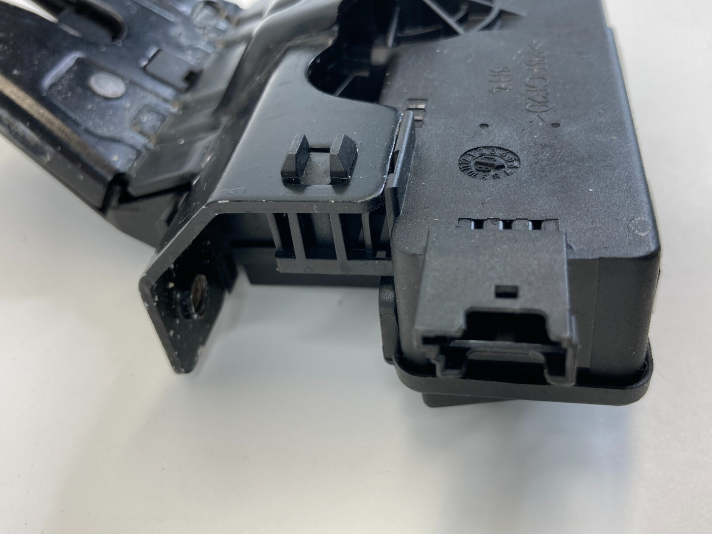 2007 2008 BMW 328xi SEDAN Trunk Lock Latch Release Actuator Assy OEM