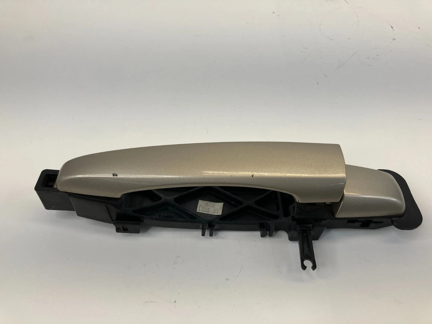 2004-2008 CADILLAC SRX REAR LEFT SIDE EXTERIOR OUTSIDE DOOR HANDLE D-800139 OEM