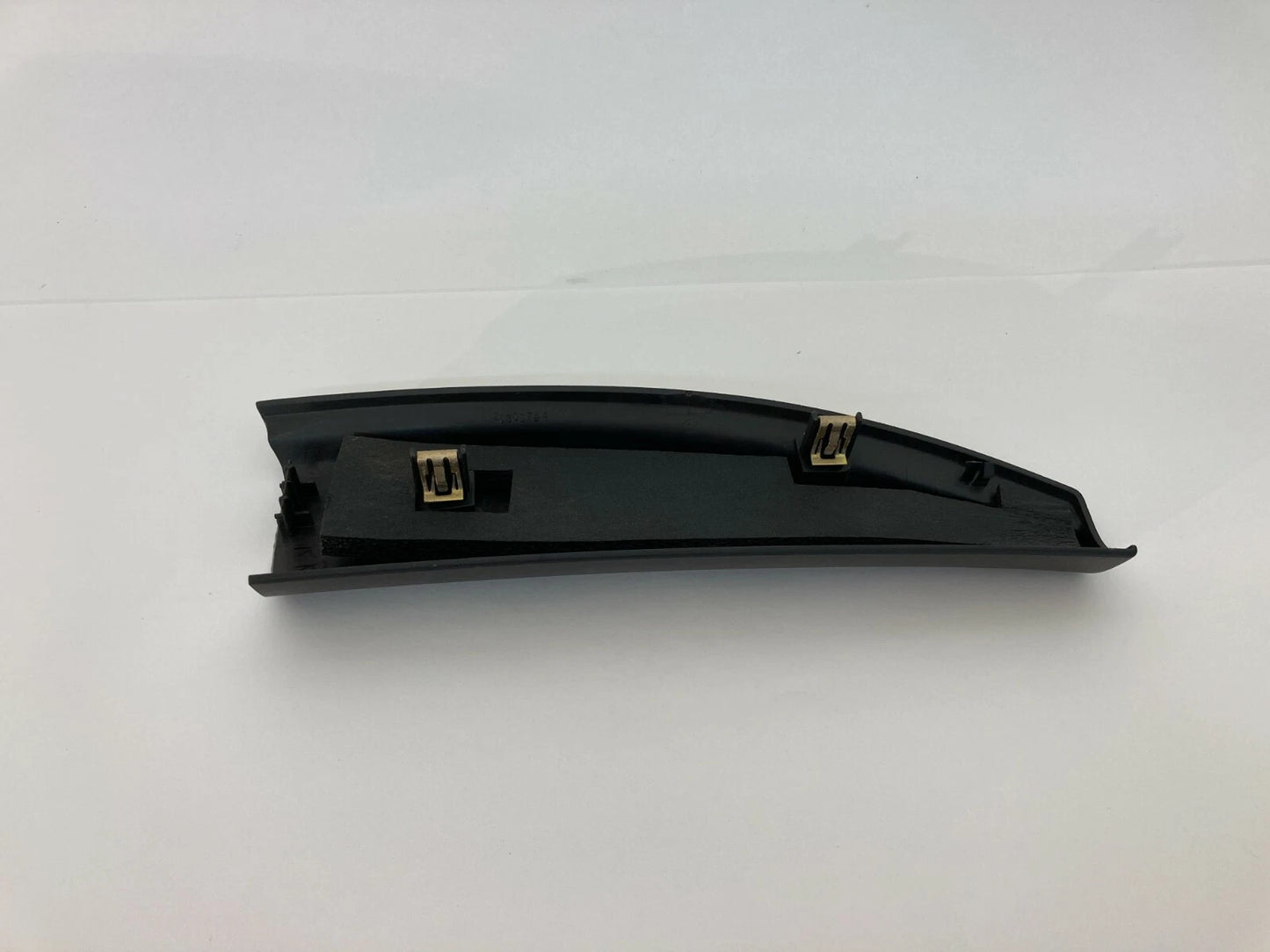2007-2010 SATURN OUTLOOK REAR RIGHT PASSENGER INTERIOR DOOR UPPER TRIM COVER OEM