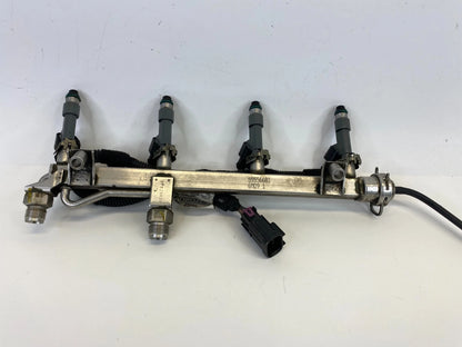 2007-2011 Saab 9-3 2.0L Engine Fuel Rail Injection w/ Injectors 55556681