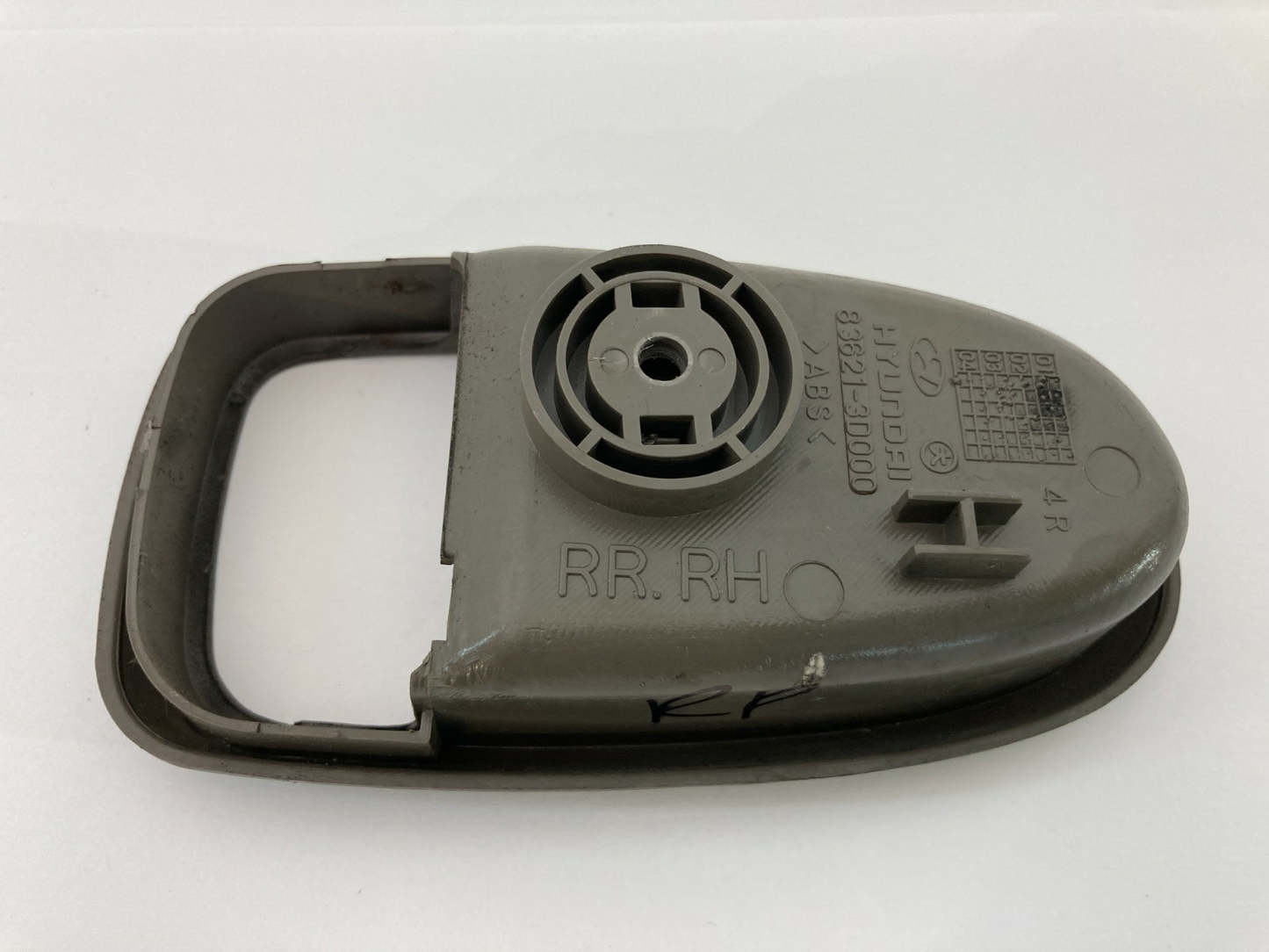 2002-2005 Hyundai Sonata Rear Right Interior Door Handle Cover 83621-3D000 OEM
