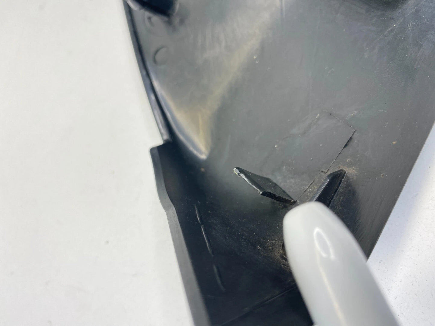 05-11 AUDI A6 QUATTRO FRONT LEFT SIDE INNER DOOR CORNER MIRROR COVER 4F858705B