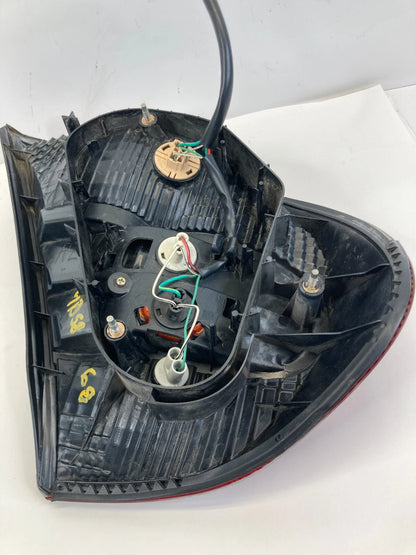2002 2003 2004 TOYOTA CAMRY PASSENGER RIGHT SIDE TAIL LIGHT LAMP ASSEMBLY OEM