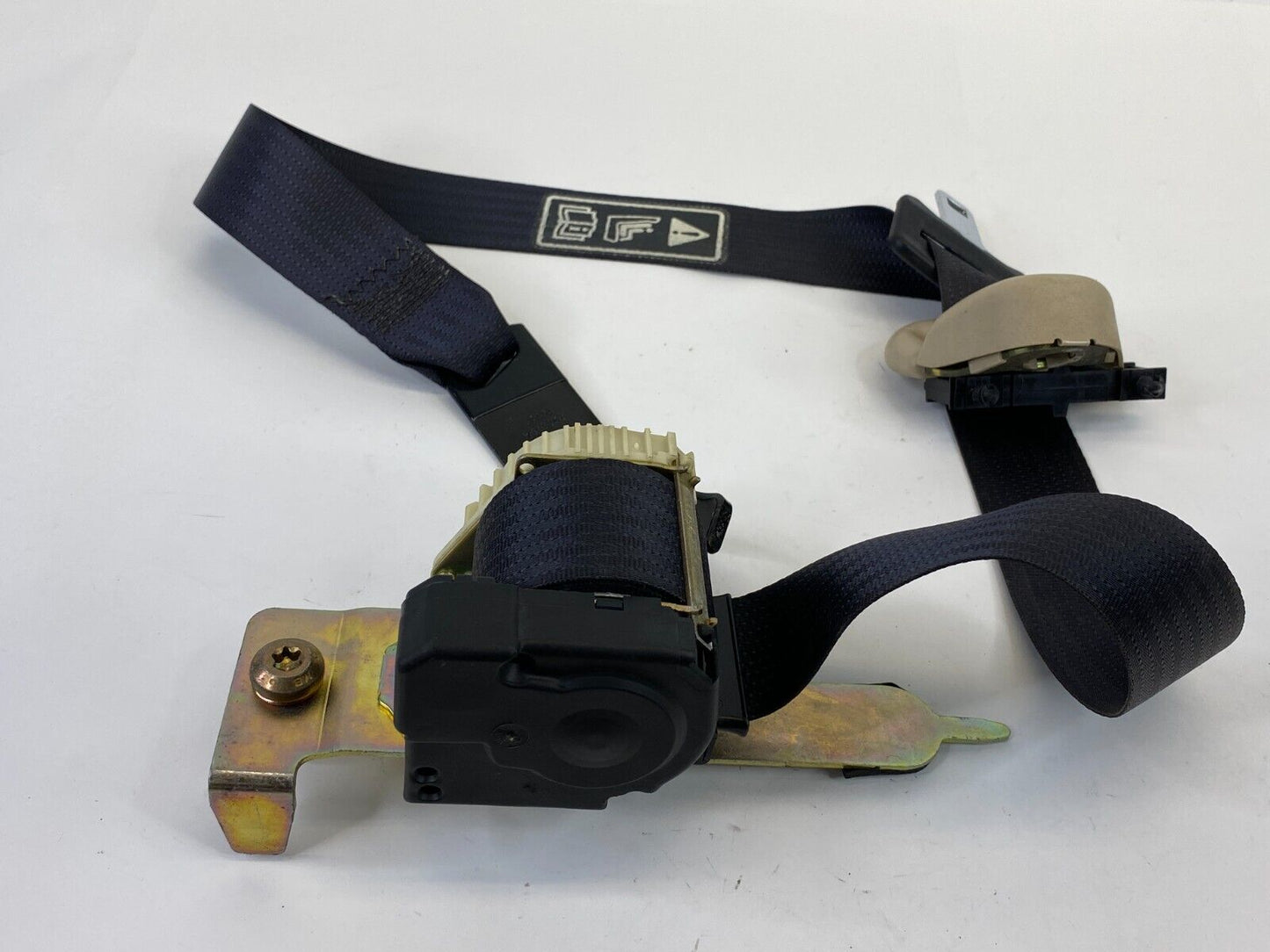 2003-2006 Lincoln Navigator Front Right Side Seat Belt Retractor 33007085B OEM