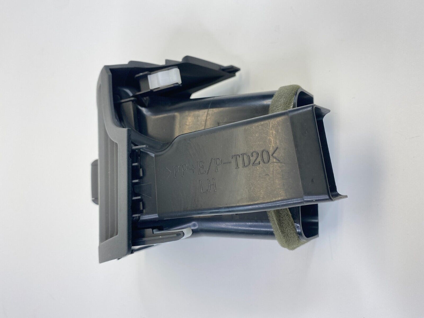 2007-2009 Toyota Camry Left Side Instrument Panel Outer Air Outlet Grille OEM