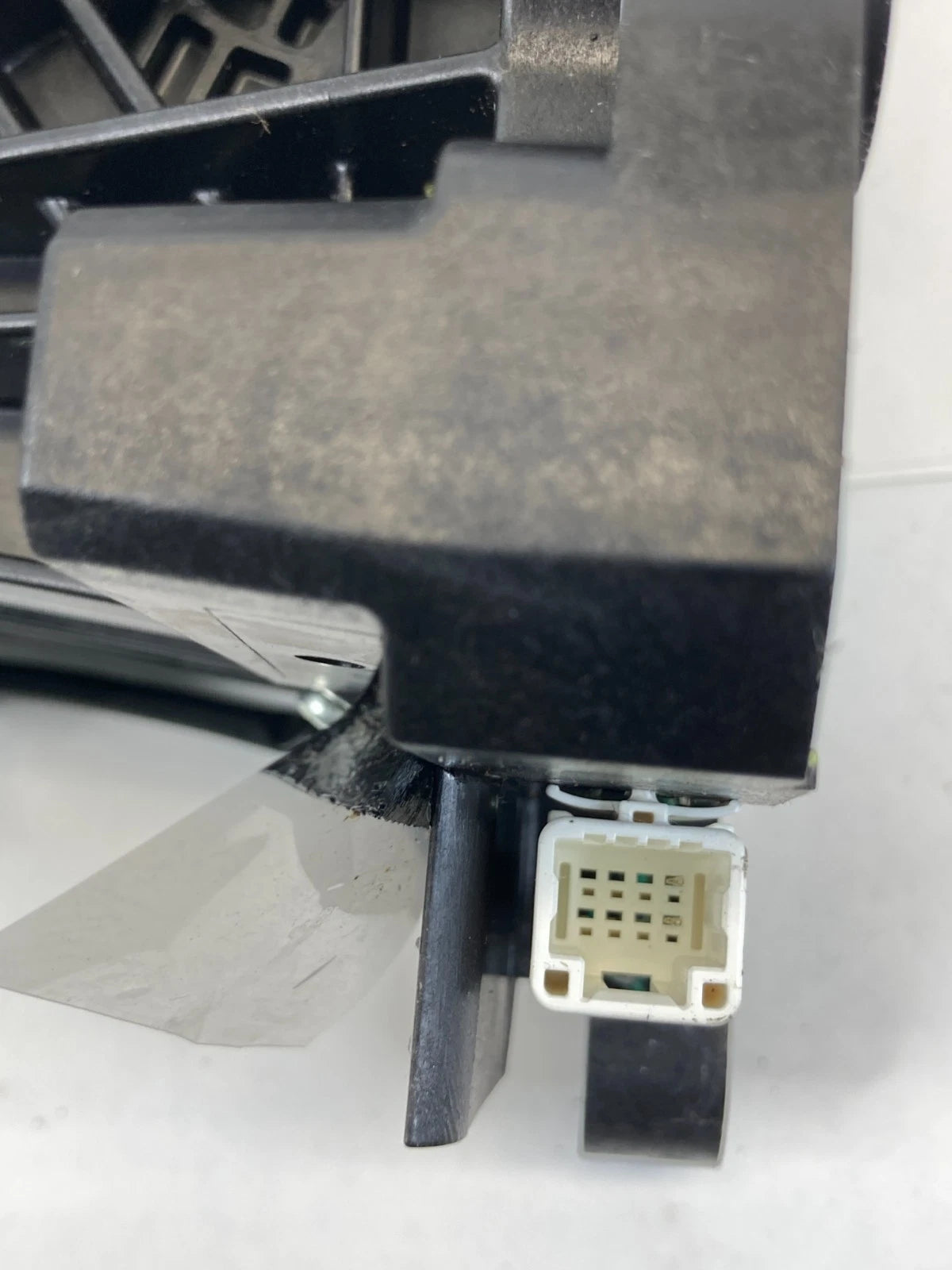 2007-2011 TOYOTA CAMRY AUTOMATIC TRANSMISSION GEAR SHIFTER LEVER ASSEMBLY OEM