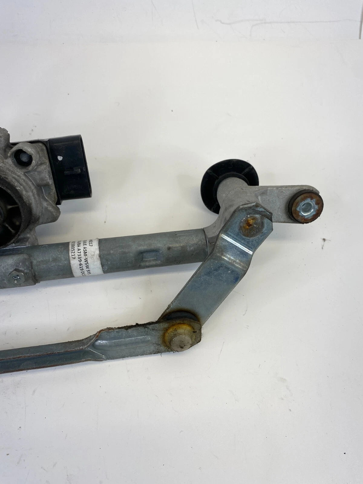 2010-2016 CADILLAC SRX FRONT WINDSHIELD WIPER MOTOR W/ LINKAGE 15949217 OEM