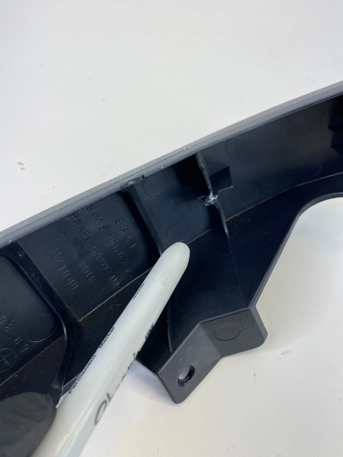 2008-2015 MITSUBISHI LANCER FRONT RIGHT GLOVE BOX DASH PANEL COVER 8006AD66