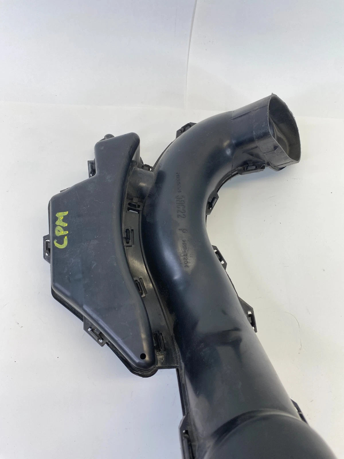 2013-2019 NISSAN SENTRA AIR INTAKE DUCT RESONATOR TUBE HOSE ASSEMBLY FRONT 3RC22
