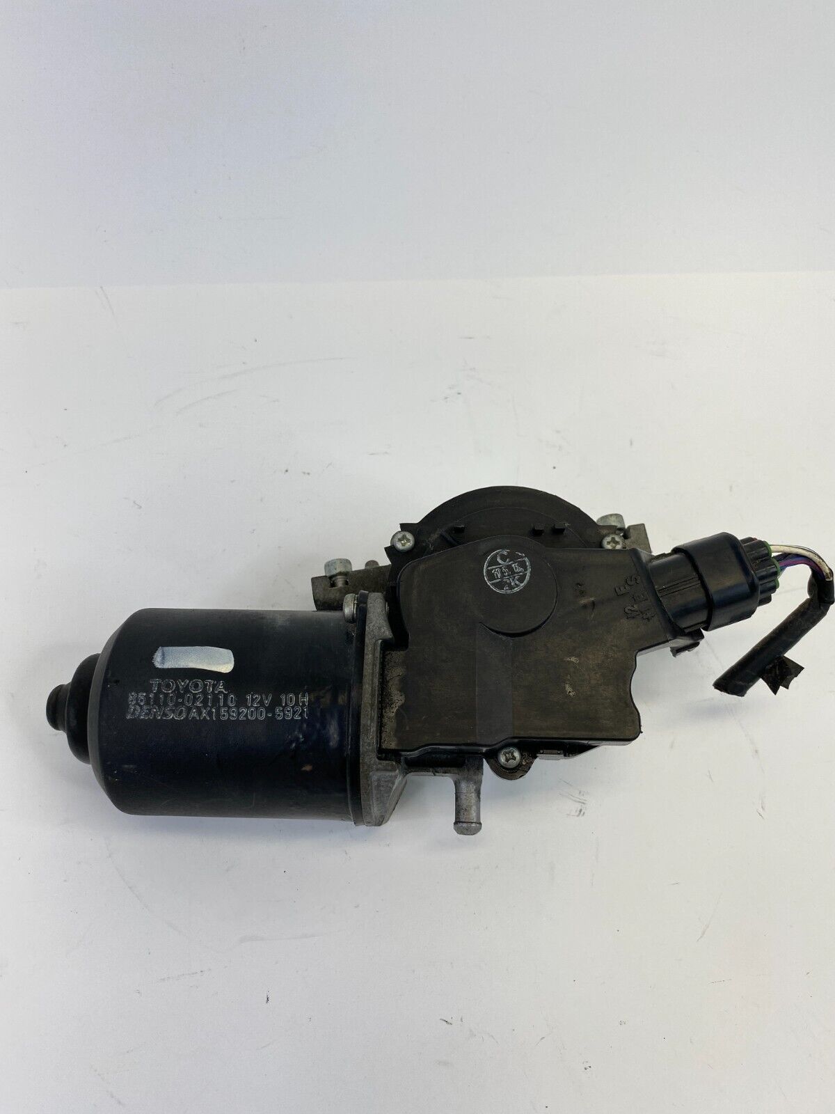 2003-2008 Toyota Corolla Front Windshield Wiper Motor Assembly 85110-02110