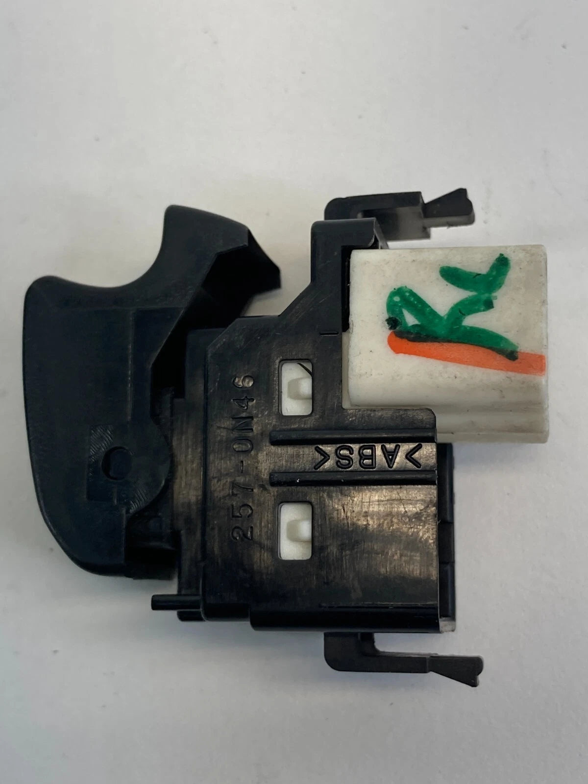 2002-2006 TOYOTA CAMRY 04-09 PRIUS REAR LEFT BACK SIDE DOOR POWER WINDOW SWITCH