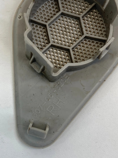 08-17 BUICK ENCLAVE FRONT PILLAR RIGHT SIDE SPEAKER GRILLER COVER TRIM 30705320E