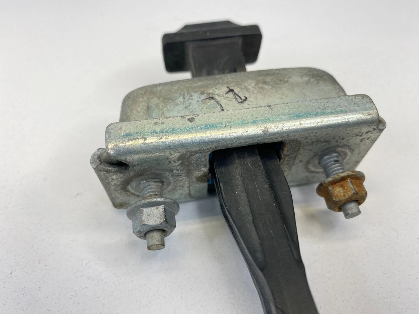 2011-2019 FORD FIESTA REAR LEFT SIDE DOOR CHECK STOPPER STRAP HINGE OEM