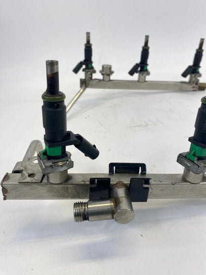 2010-2012 MERCEDES-BENZ GLK-350 FRONT ENGINE FUEL INJECTORS RAIL OEM A2720701395