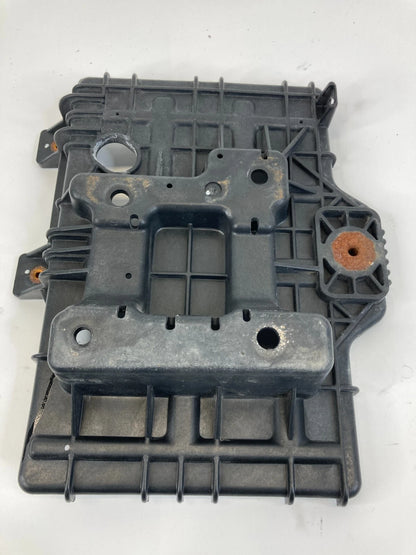 2011 11 HYUNDAI SONATA 2.4L BATTERY RETAINER TRAY HOLDER 37150-3S100
