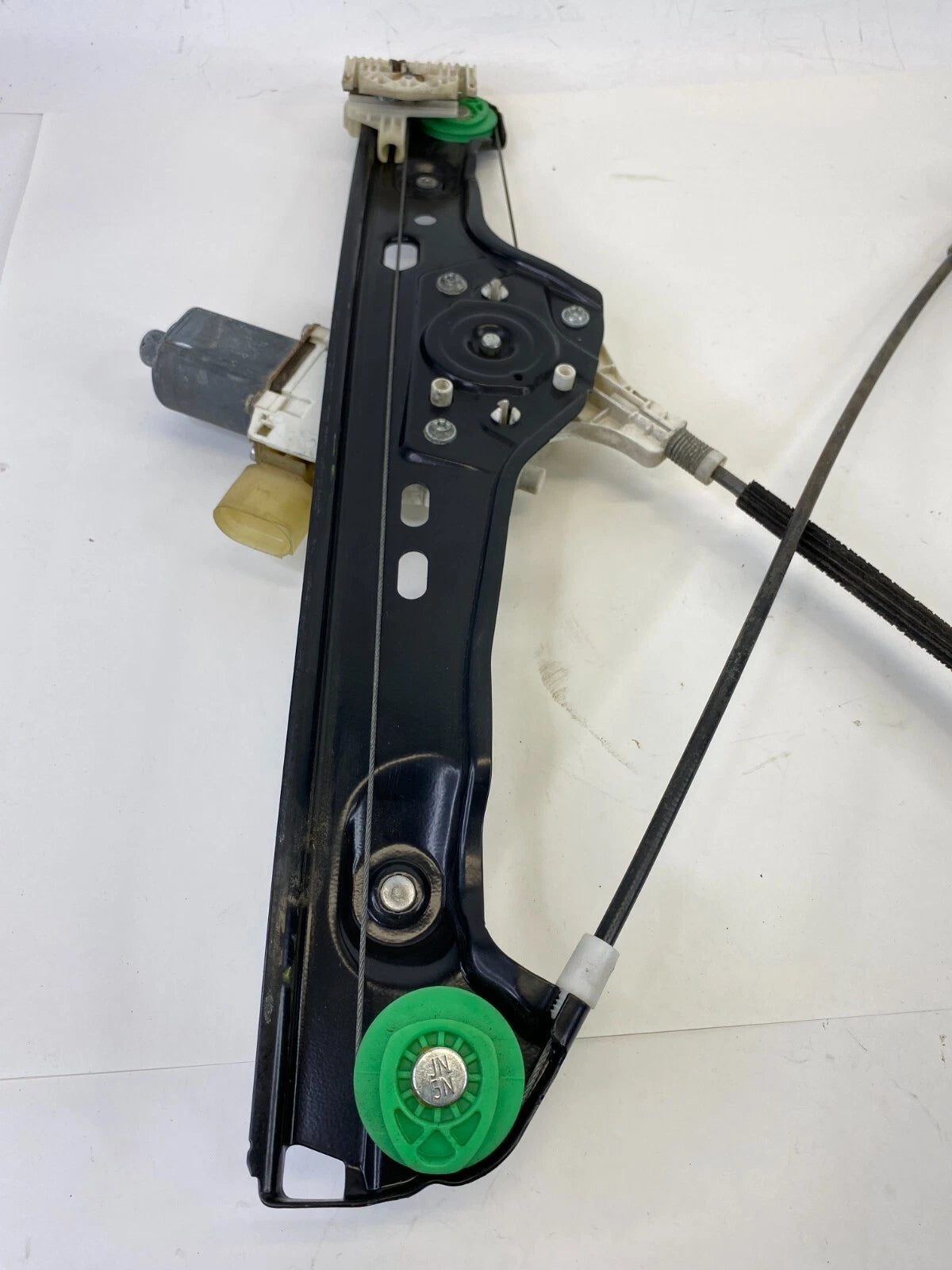 2006 BMW 330XI 330I FRONT RIGHT DOOR POWER WINDOW REGULATOR MOTOR 0130822227