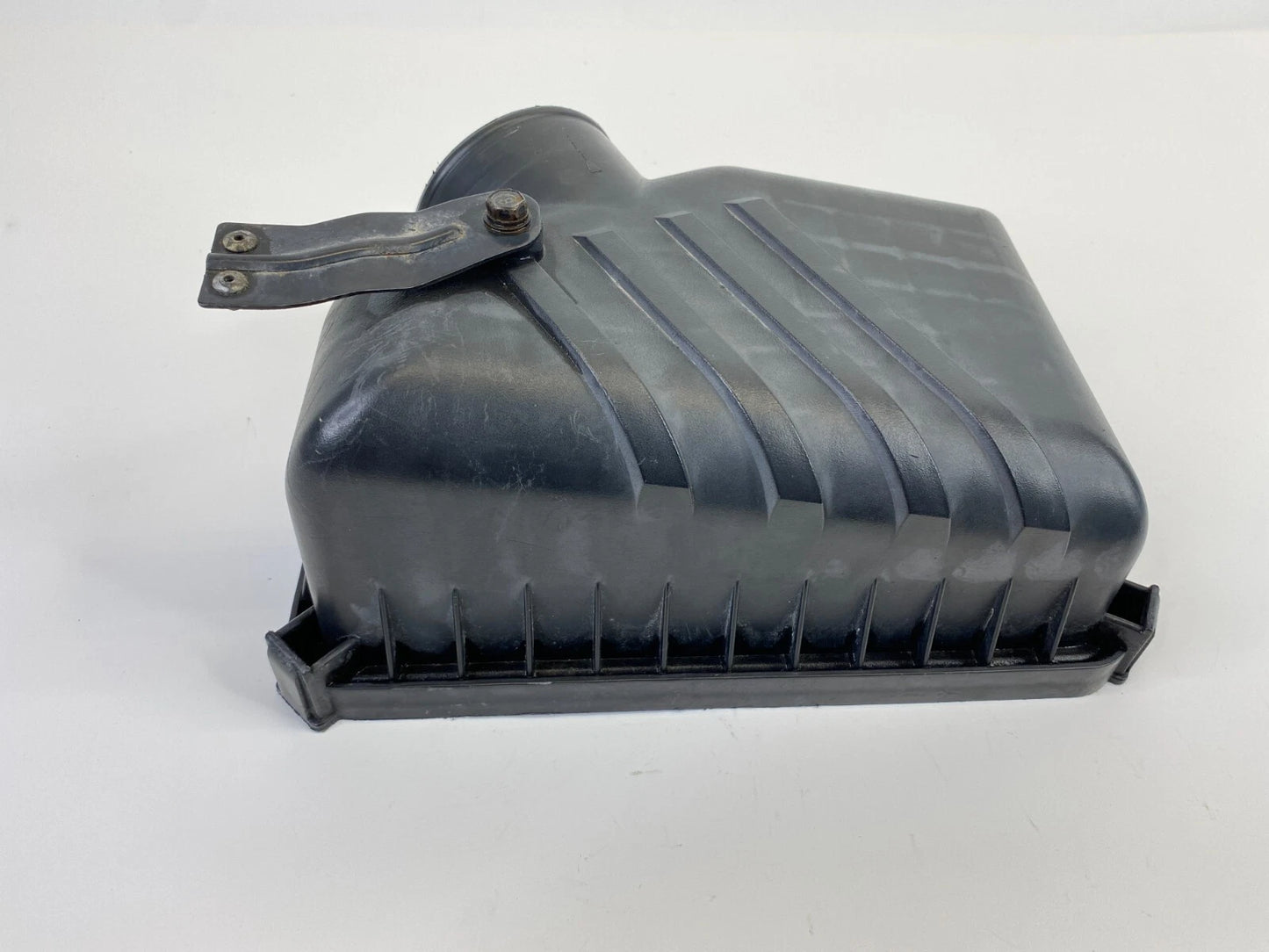 04-06 HYUNDAI ELANTRA 2.0L AIR INTAKE CLEANER FILTER HOUSING BOX 28111-2C100 OEM
