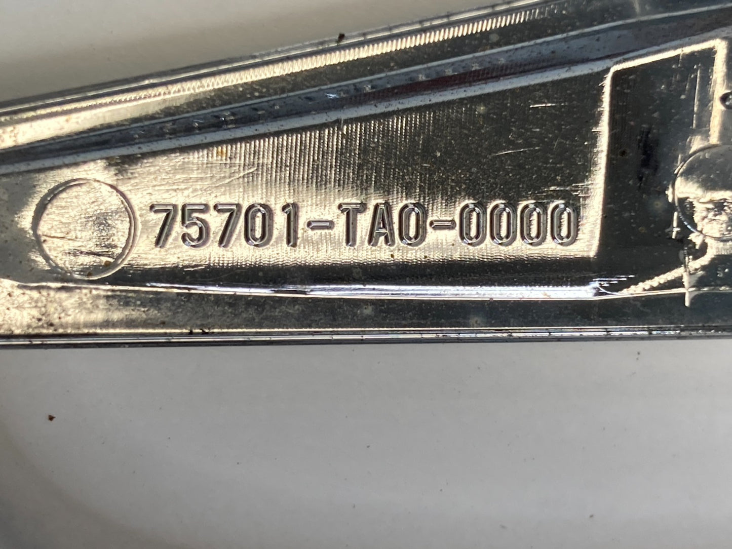 08-12 Honda Accord Sedan Trunk Lid Emblem Badge Logo Symbol Set 75701-TA0-0000