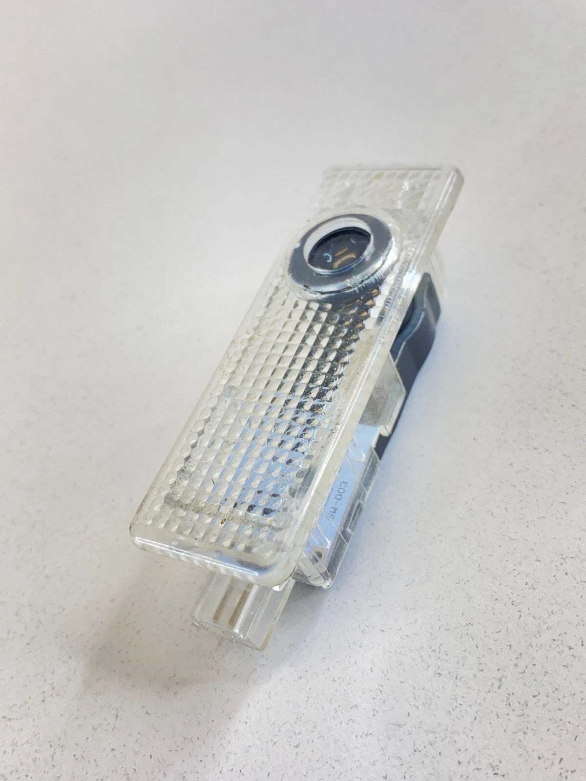 2004 05 06 2007 BMW 530I REAR LEFT SIDE INTERIOR DOOR LIGHT COURTESY LAMP OEM