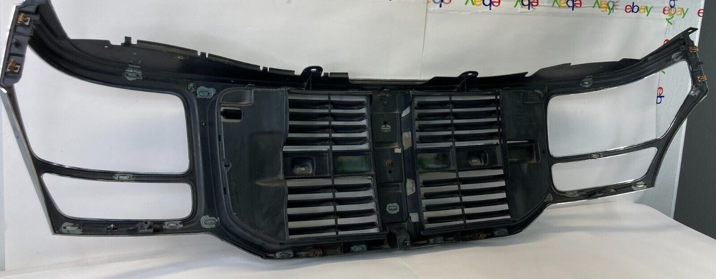 2007-2011 Dodge Nitro Front Radiator Grill Grille Assembly 5KH12TRMAE OEM