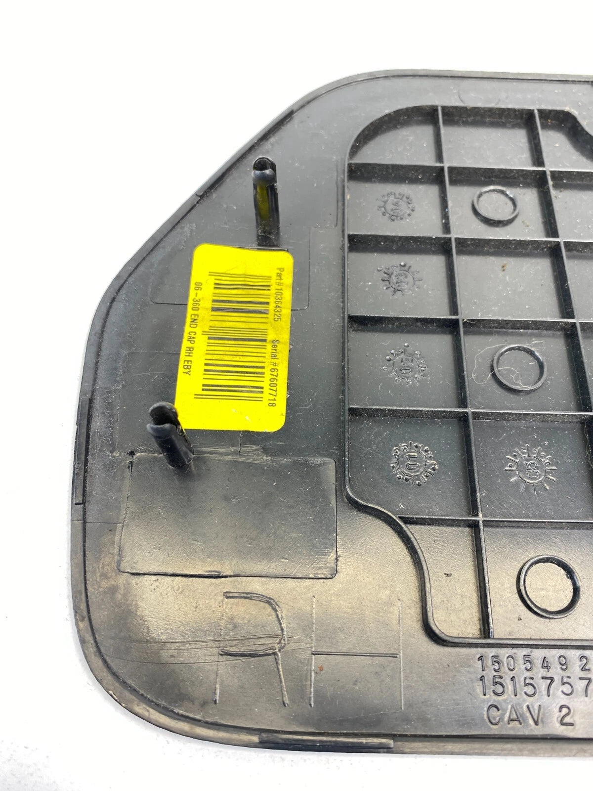 2002-2004 GMC ENVOY XL RIGHT PASSENGER SIDE DASH END CAP TRIM COVER 15157577 OEM
