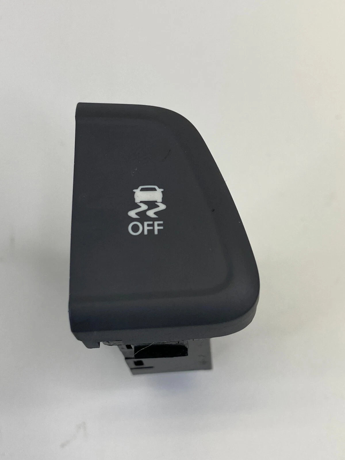 2014 2015 2016 14 15 16 HYUNDAI ELANTRA TRACTION CONTROL OFF BUTTON SWITCH OEM