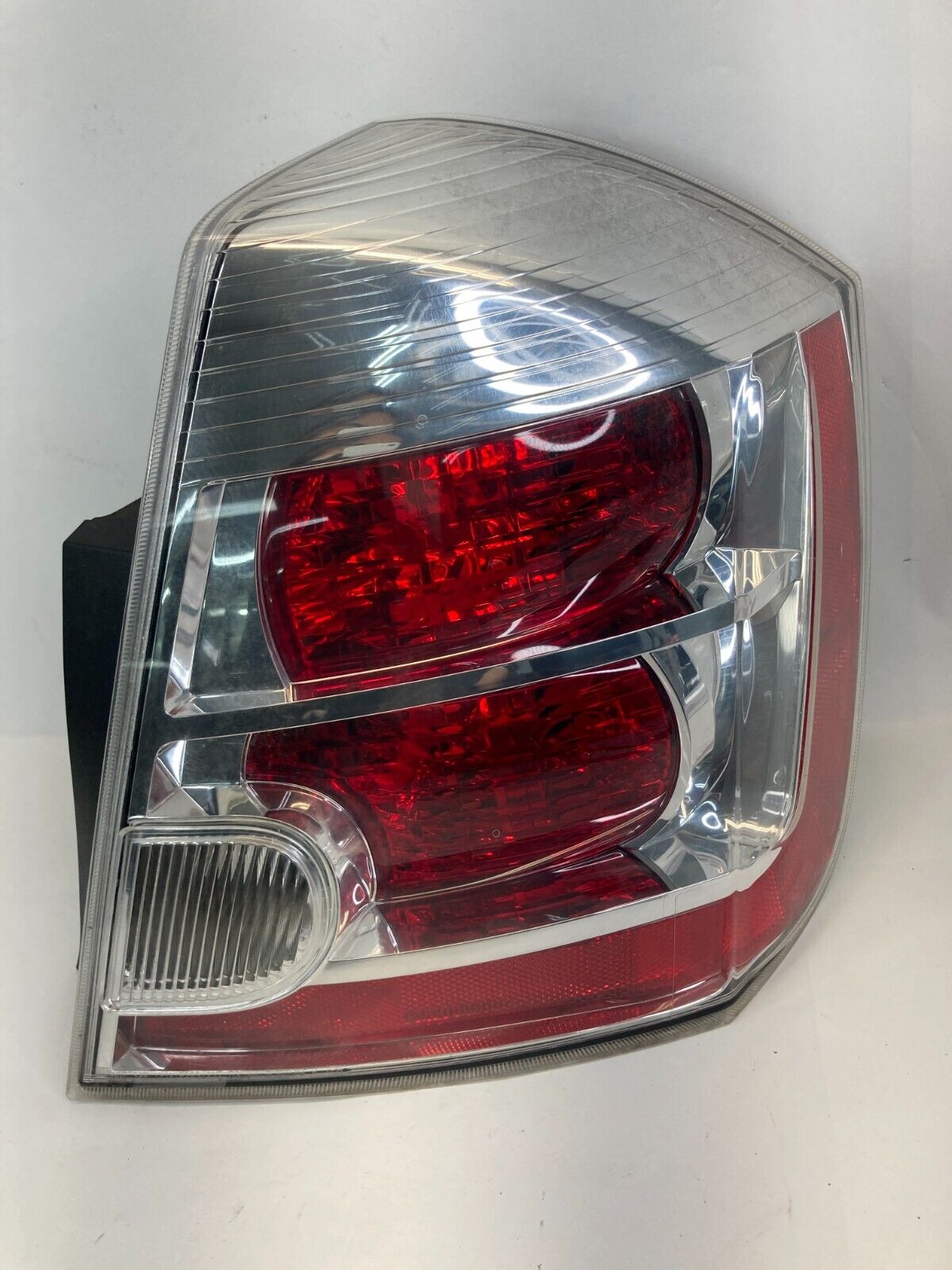 2007-2009 Nissan Sentra Rear Right Passenger Tail Light Taillight Lamp OEM