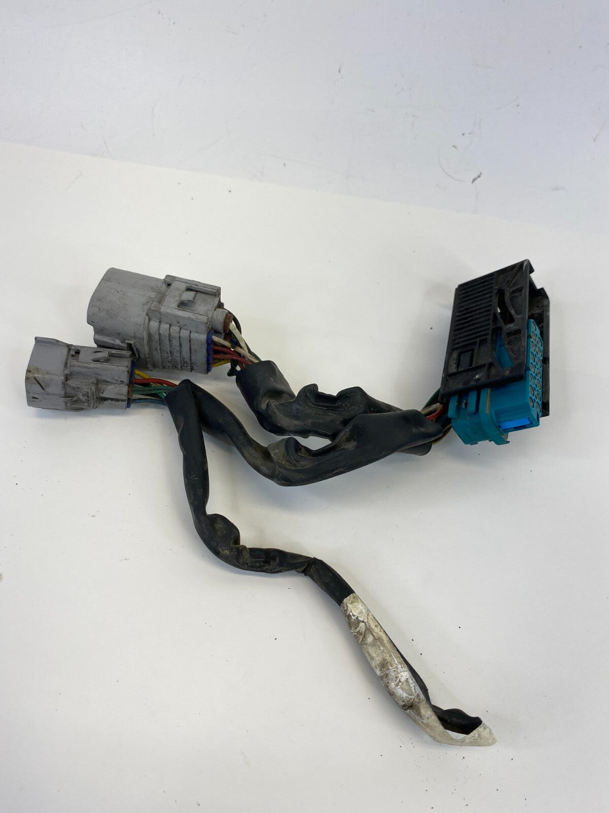 2000-2004 Toyota Avalon 3.0L FWD ABS Anti Lock Brake Plug Relay Connector OEM