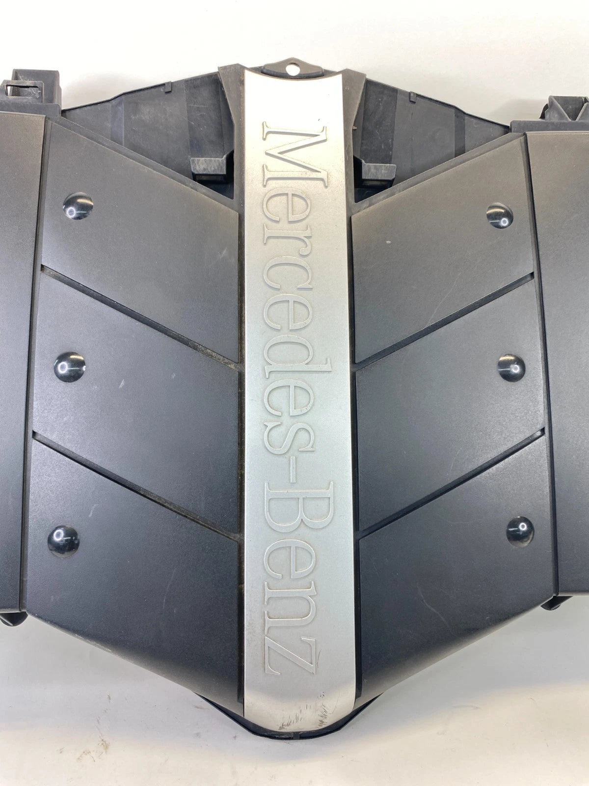 2001-2005 MERCEDES C240 AIR CLEANER FILTER HOUSING ENGINE COVER 1120901501