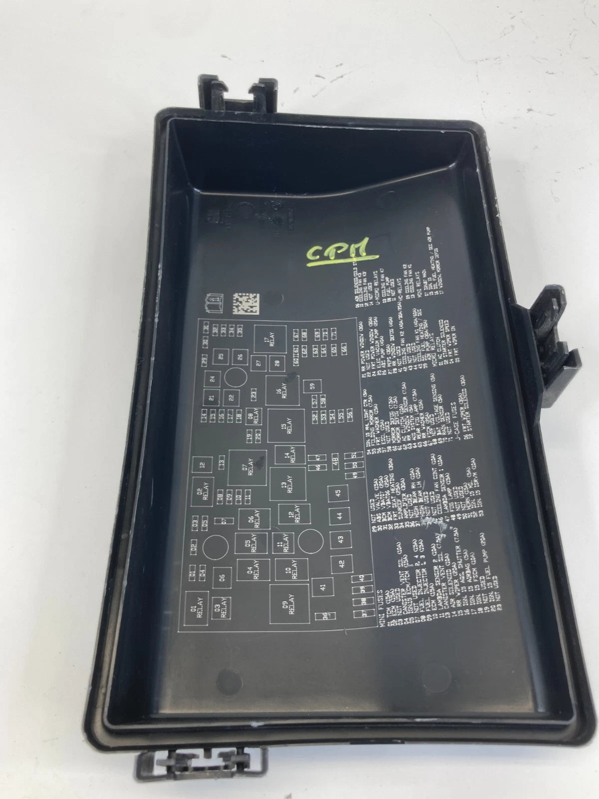 2011-2014 CHEVROLET CRUZE 1.4L ENGINE FUSE BOX RELAY COVER CAP 812461952